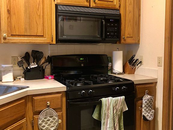 4th image of 805 E Redbud Dr