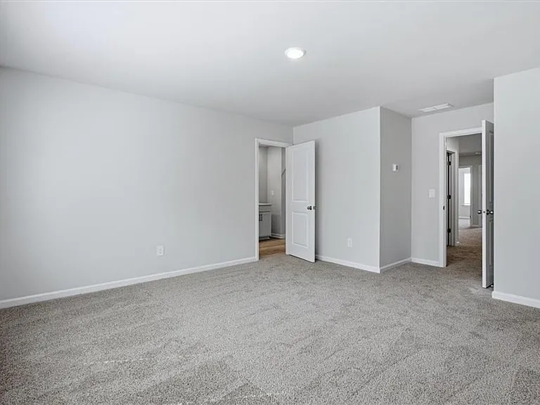 2238 Ashton Dr — Photo 15