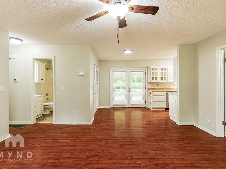 6717 San Moore Dr — Photo 8