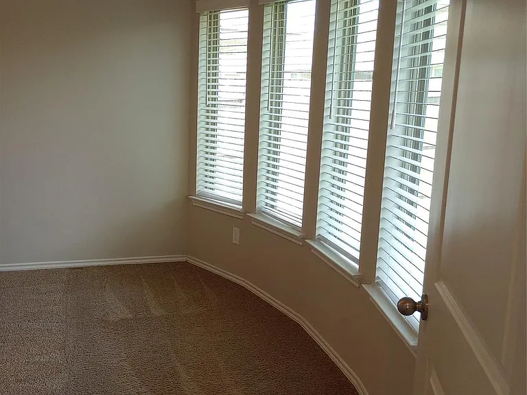 31053 Regal Elm Ln — Photo 15