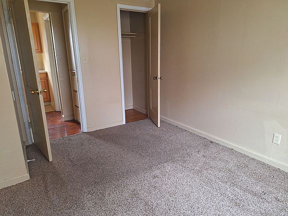 4th image of 1703 S Glenn St APT 1
