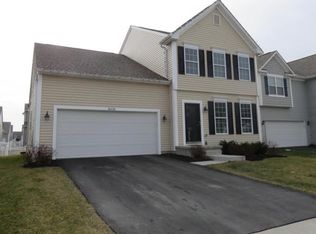 6039 Highlander Dr, Westerville, OH 43081