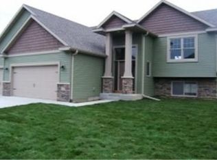 2240 Ashland Dr NW, Rochester, MN 55901