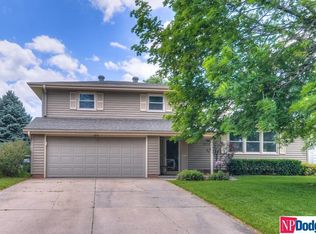 13407 Grissom St, Omaha, NE 68138