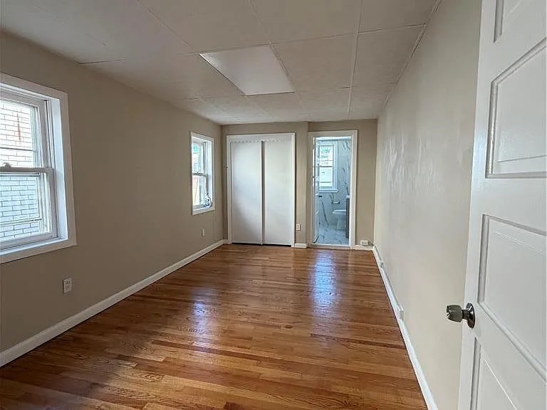 230 E Fairview St — Photo 8