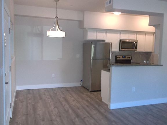 2nd image of 343 Buffalo Dr Unit B