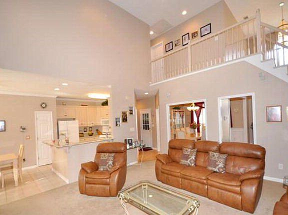 4th image of 311 High Chaparral Dr