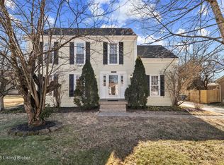 11716 Robinlynn Ln, Middletown, KY 40243