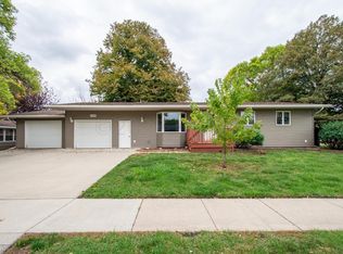 1310 21st St S, Fargo, ND 58103