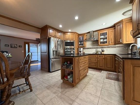 5th image of 8325 COUNTY ROAD B