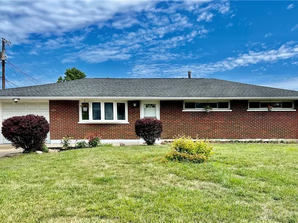 725 Maple Hill Dr, Dayton, OH 45449