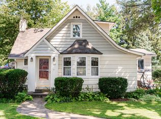 340 N Cedar St, Waterman, IL 60556