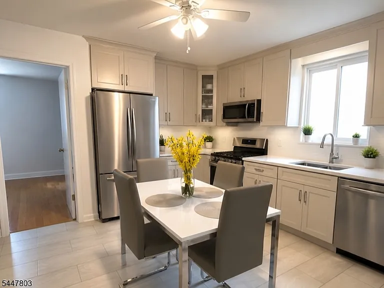 106 Marne St #2 — Photo 1