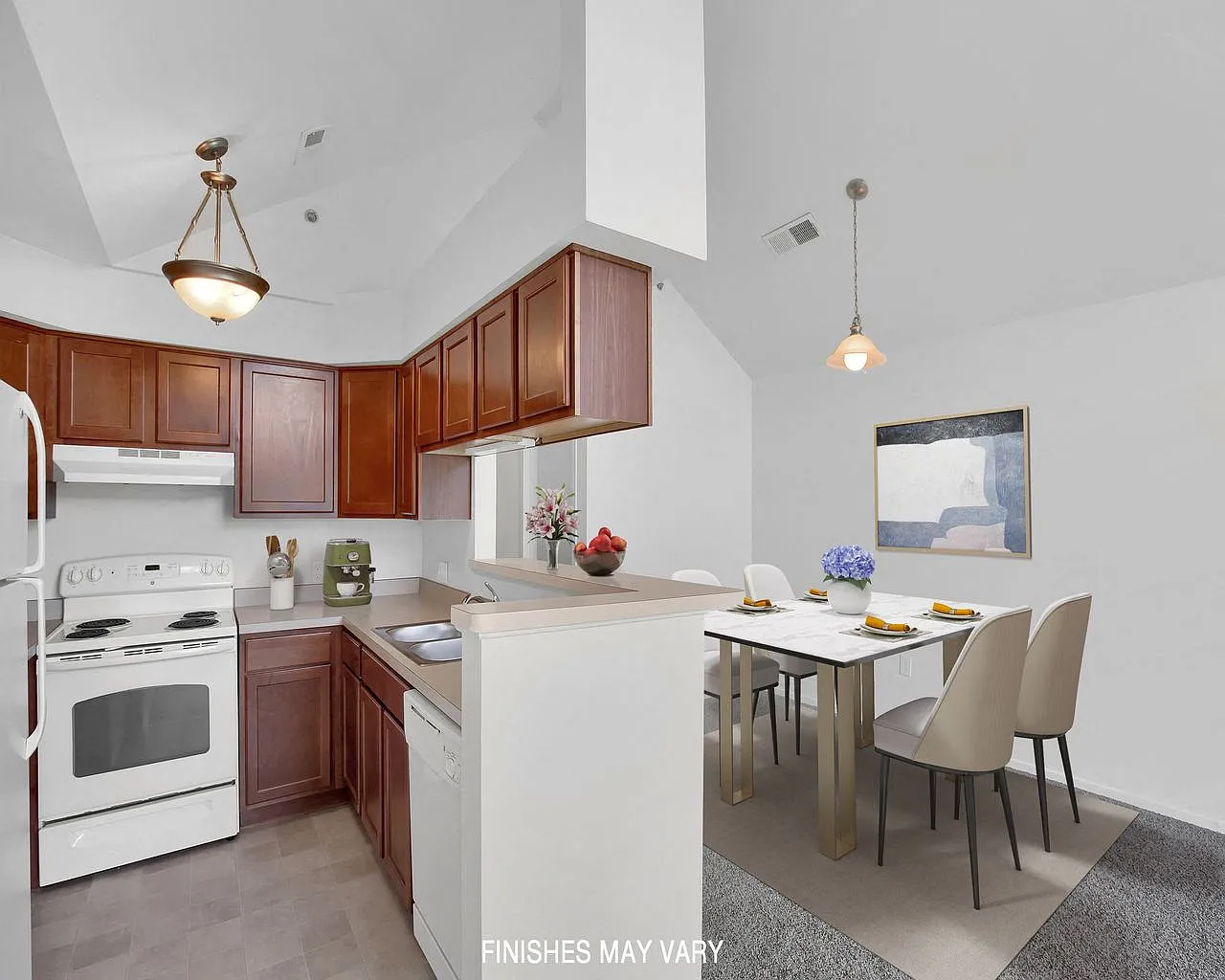 LakePointe Apartments — Photo 2