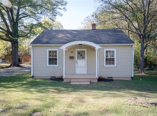 416 Hamilton St, Burlington, NC 27217