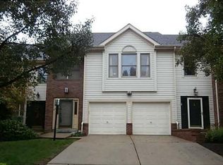 128 Fairway Landings Dr, Canonsburg, PA