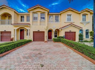 842 SW 151st Pl #842, Miami, FL 33194