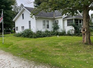 408 W Mechanic St, Rolling Prairie, IN 46371