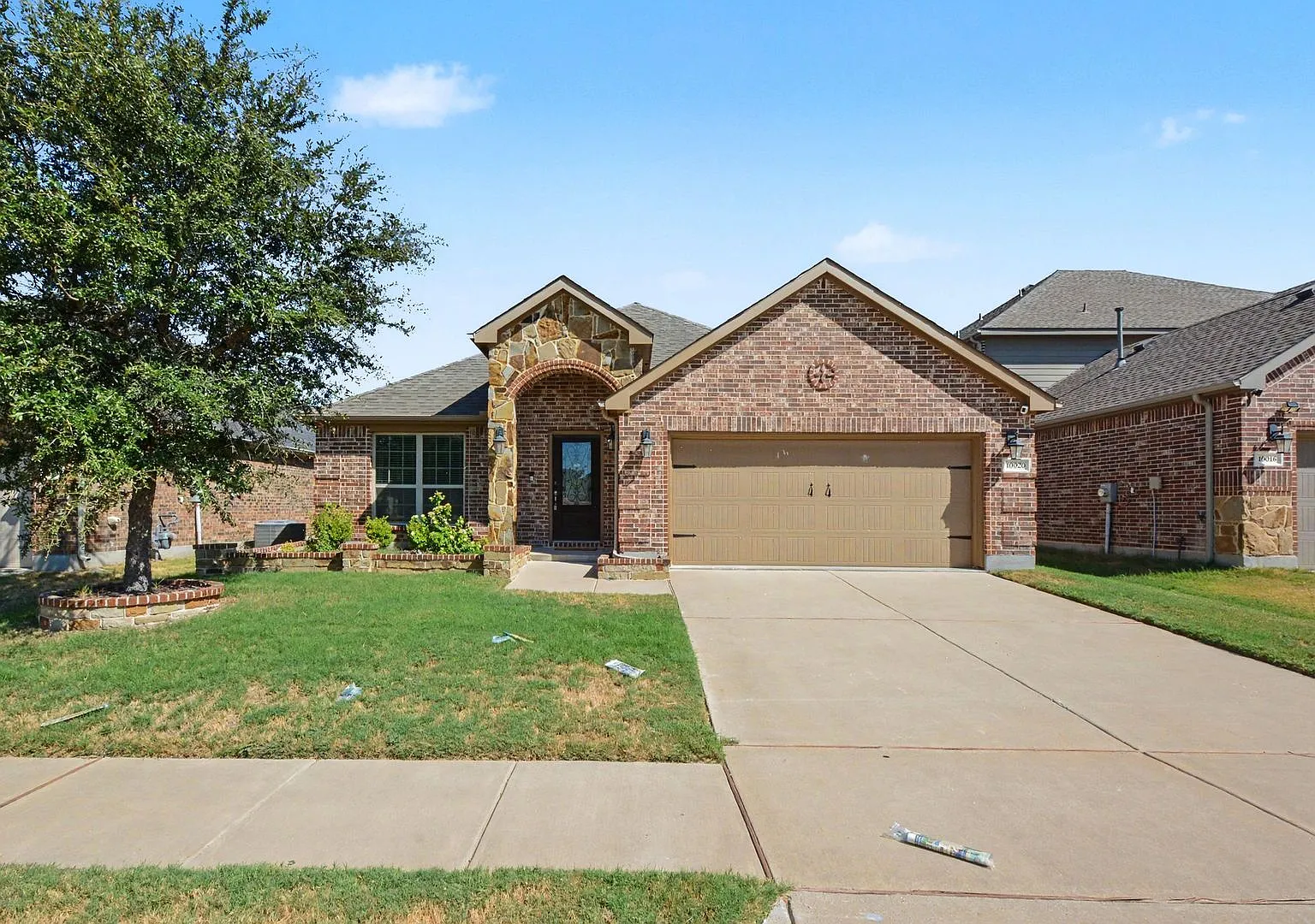 Welcome to 10020 Levelland PI, McKinney, TX 75071! This inviting home offers comfortable living i... — Photo 2