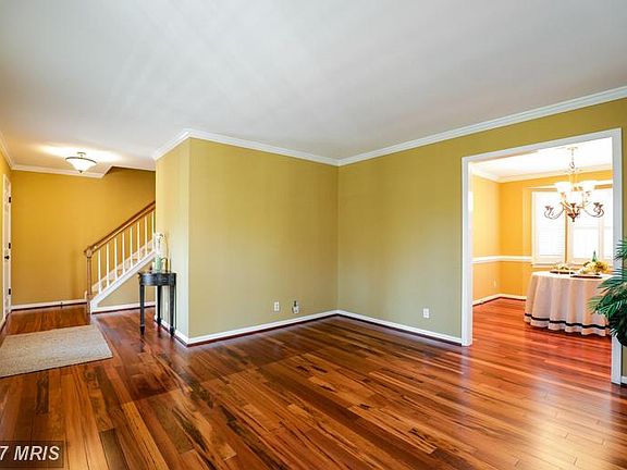 5th image of 95 Harwill Dr