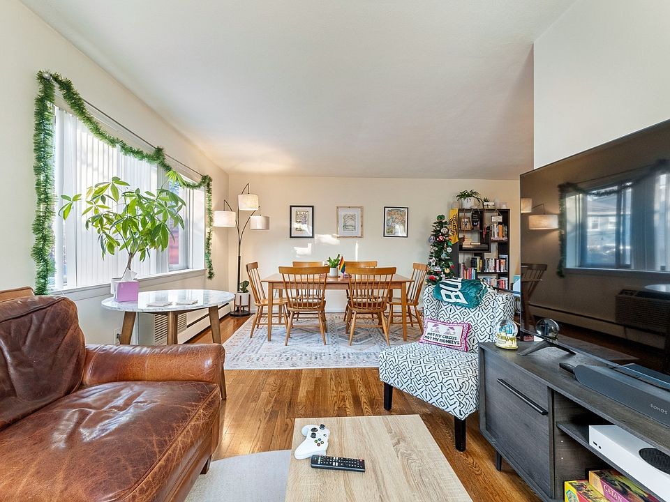 1st image of 425 S Huntington Ave APT 16
