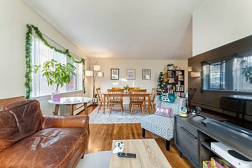 425 S Huntington Ave Photo 1