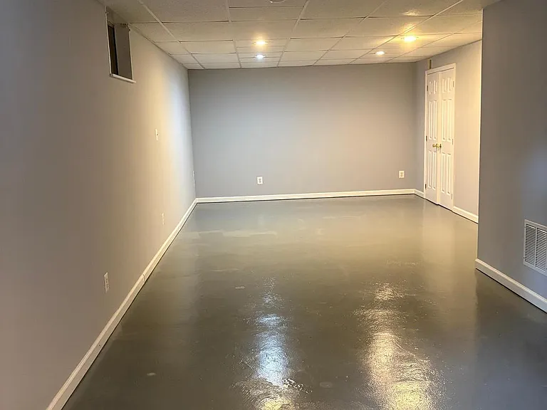 8061 Station Rd — Photo 23