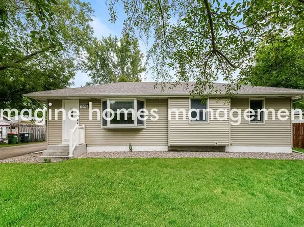 109 105th Ave NE, Blaine, MN 55434