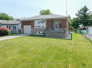 12 Waltonice Rd #BASEMENT, Toronto, ON M1M 3G5