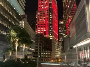 45 SW 9th St APT 1007, Miami, FL 33130