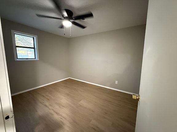 3rd image of 102 Haskins Ln