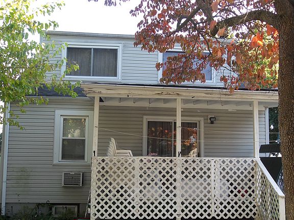 5th image of 785 Grand Terrace Ave