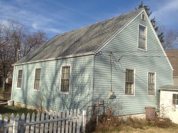 3rd image of 1923 Republic Ave