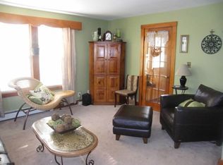 90 Whittemore St, Tewksbury, MA 01876