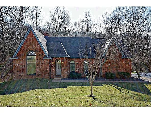 10 Forest Hill Ln photo 1