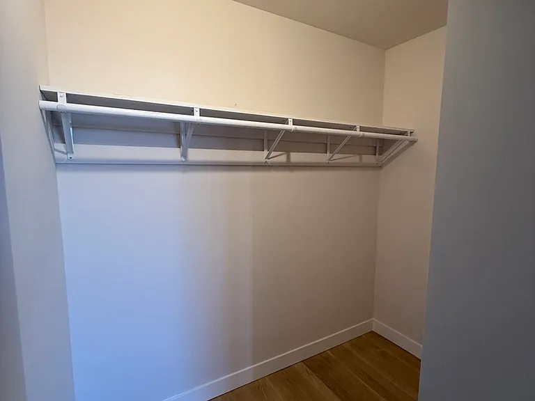 927 N Mozart St #1F — Photo 8