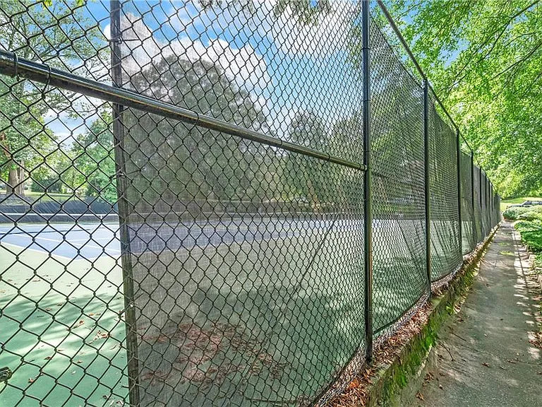 11 Polo Dr NE — Photo 28