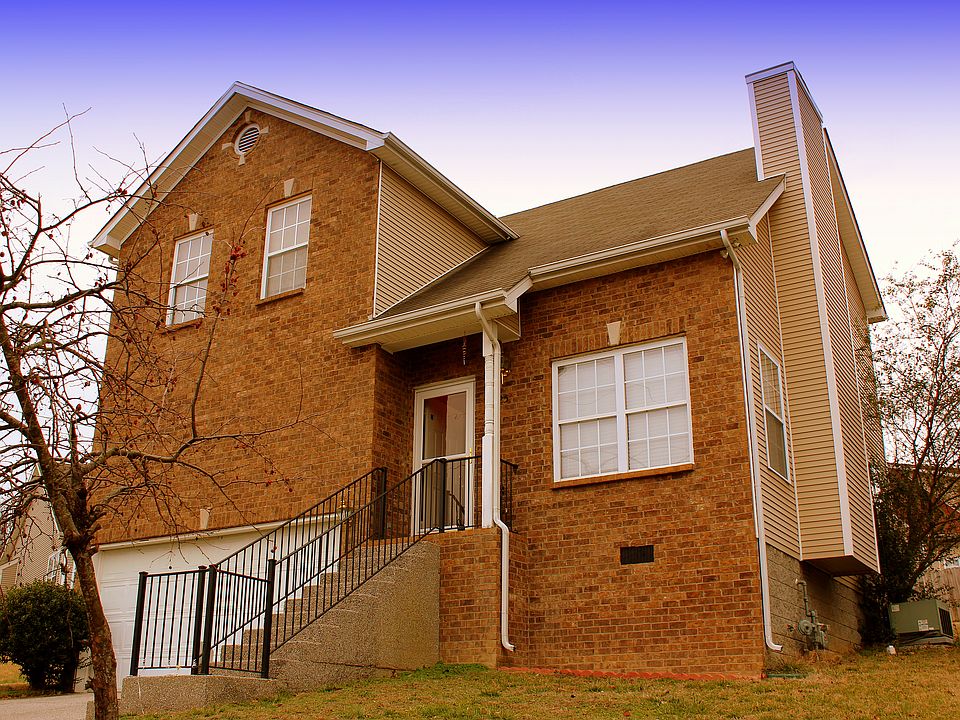 1st image of 2325 Broadview Dr