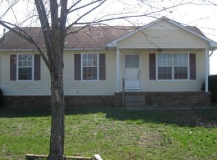 504 Indian Ave, Oak Grove, KY 42262