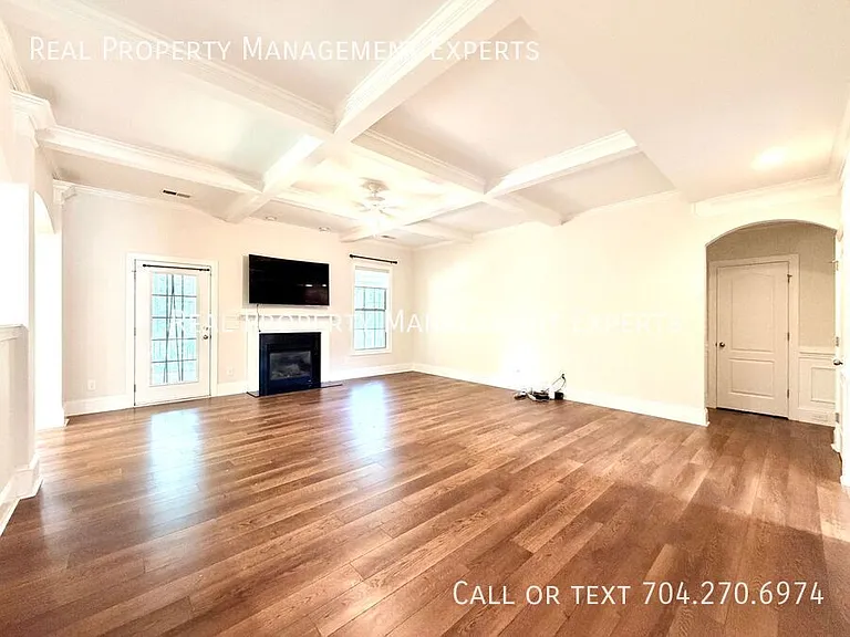 9416 Scorpio Ln — Photo 8