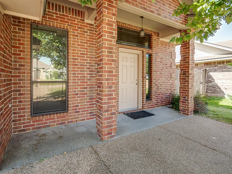 914 Dove Landing Ave — Photo 4