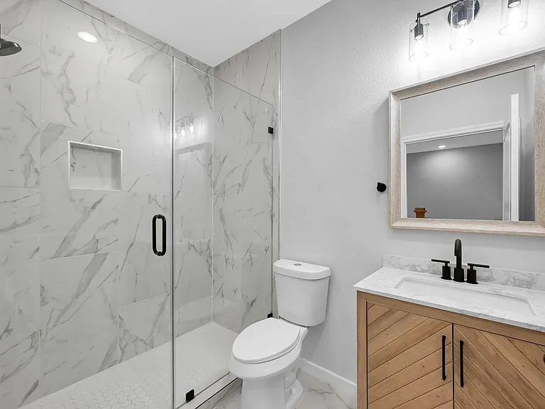 14833 Spica Ct — Photo 25