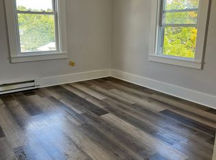 67 Oliver St APT 3, Southbridge, MA 01550