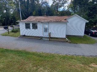 7660 Water Oak Point Rd, Pasadena, MD 21122