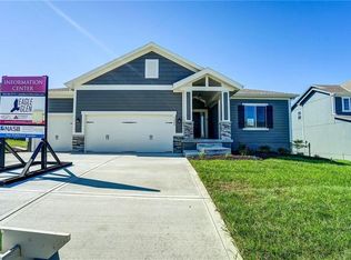 1305 Belinder Dr, Raymore, MO 64083