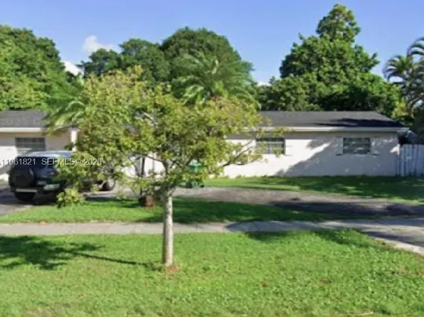 9905 Marlin Rd, Cutler Bay, FL 33157