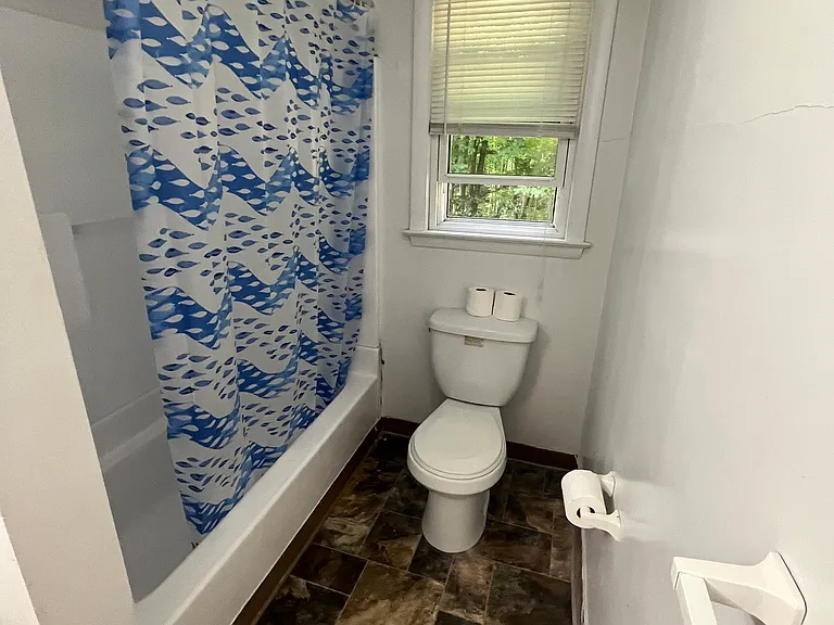 332 Richmond Rd — Photo 8