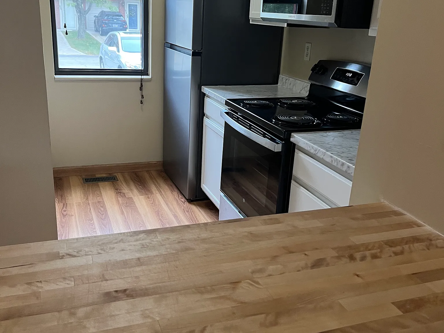 2 bed, 1.5 bath, 1250 sqft, $1,630 — Photo 4