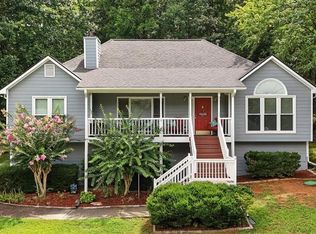 40 Yellowstone Ln, Powder Springs, GA 30127