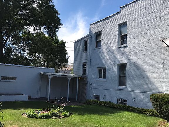 4th image of 3716 Drummond St